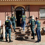 Atracaron un banco en Murcia, mientras uno de ellos se encontraba de permiso penitenciario, y poco después otro en Alicante