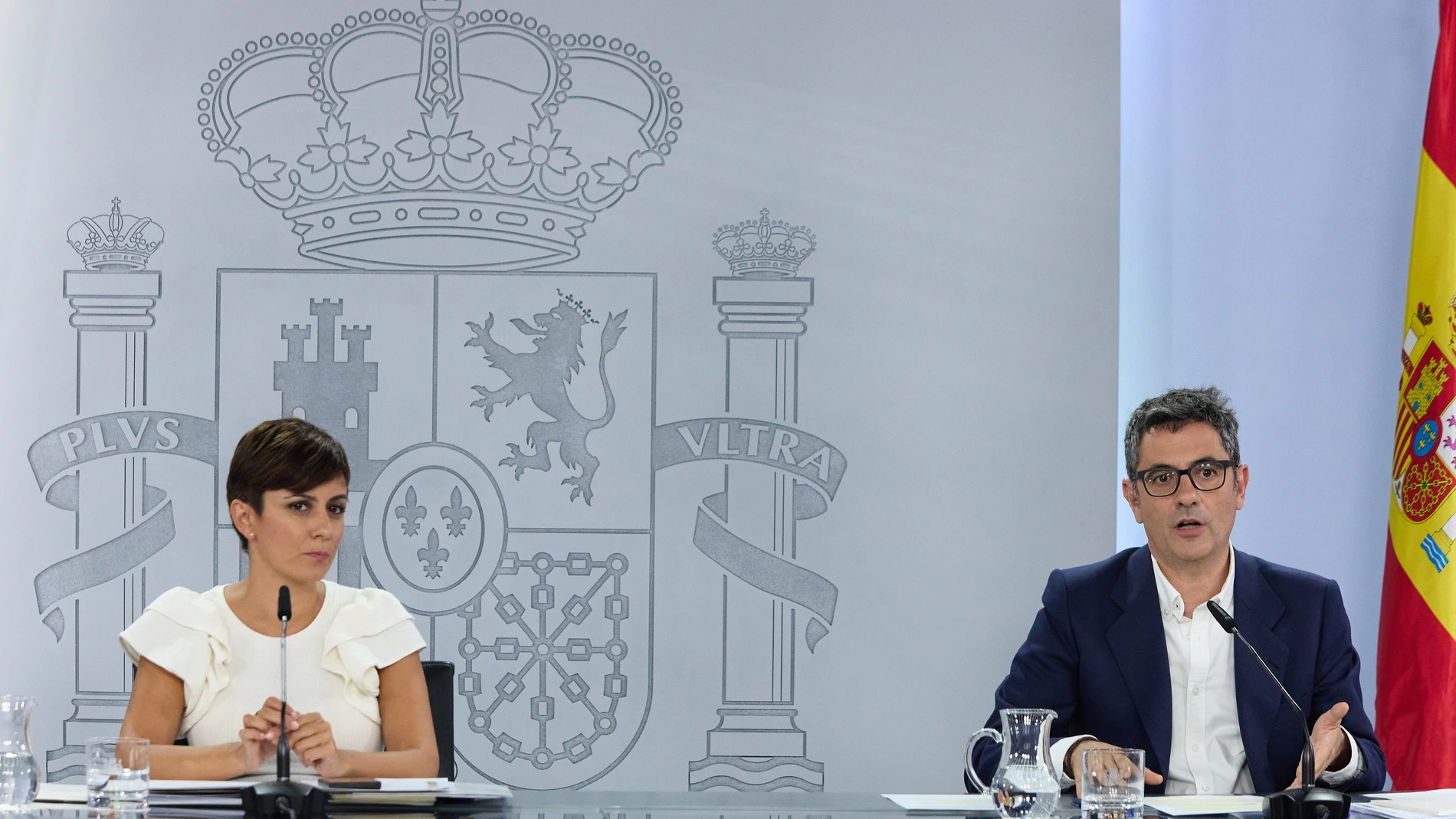 La ministra Portavoz, Isabel Rodríguez, y el ministro de la Presidencia, Relaciones con las Cortes y Memoria Democrática, Félix Bolaños