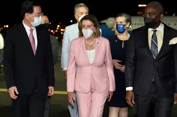 Pelosi aterriza en Taiwán a pesar de las amenazas de China