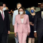 Nancy Pelosi a su llegada a Taiwan