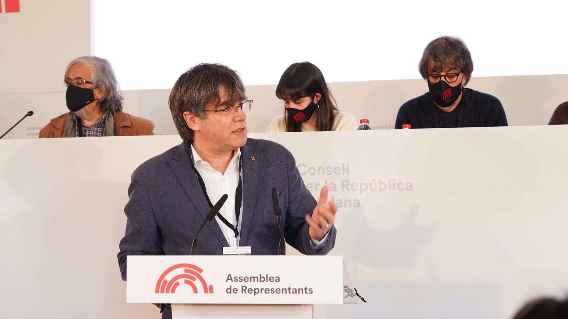 Carles Puigdemont y su Consell per la República