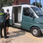 La Guardia Civil en un momento de una detención.