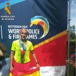 Rubén Pérez Herrero, con la bandera de España tras lograr una de sus dos medallas de oro