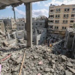 Un edificio destruido en Rafah, al sur de la franja de Gaza