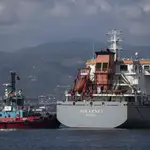 El carguero Polarnet llega al puerto de Derince en el Golfo de Izmit, Turquía, hoy