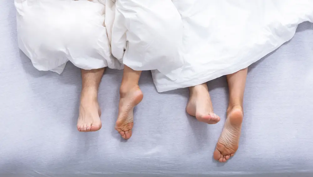 Lavar los pijamas y las sábanas con frecuencia es algo más importante para la salud de lo que muchos piensan | Fuente: Dreamstime