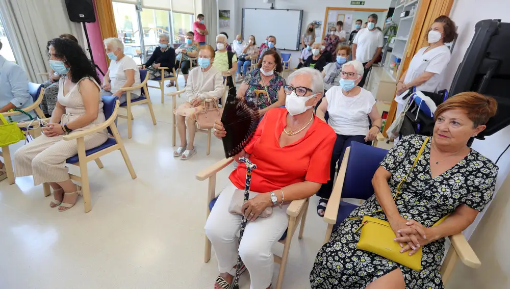 Puesta en marcha del nuevo centro de día de Alzheimer Bierzo en Ponferrada