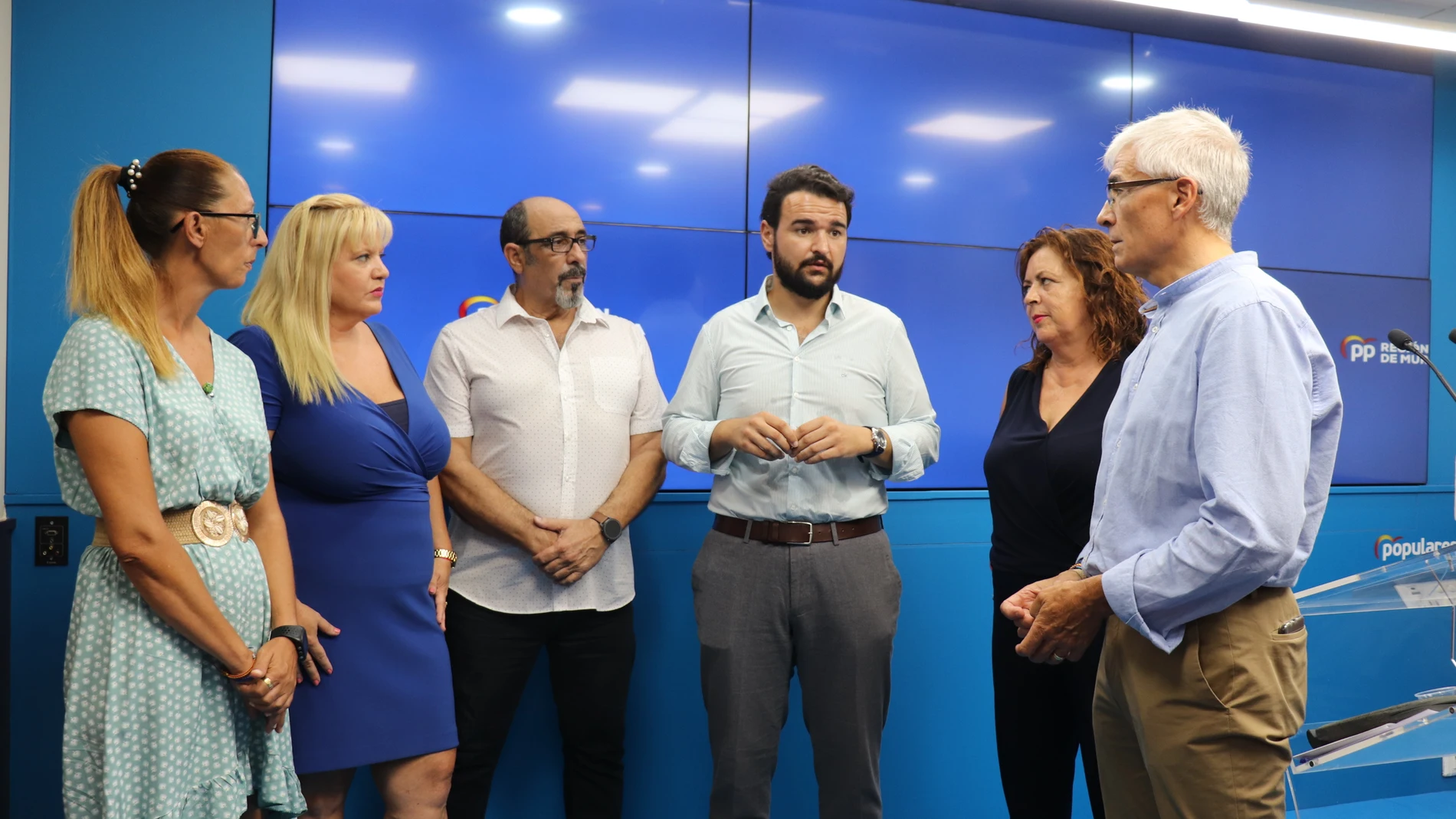 El portavoz del Partido Popular de La Unión, Joaquín Zapata, denuncia la actitud del alcalde del PSOE en el festival del Cante de las Minas