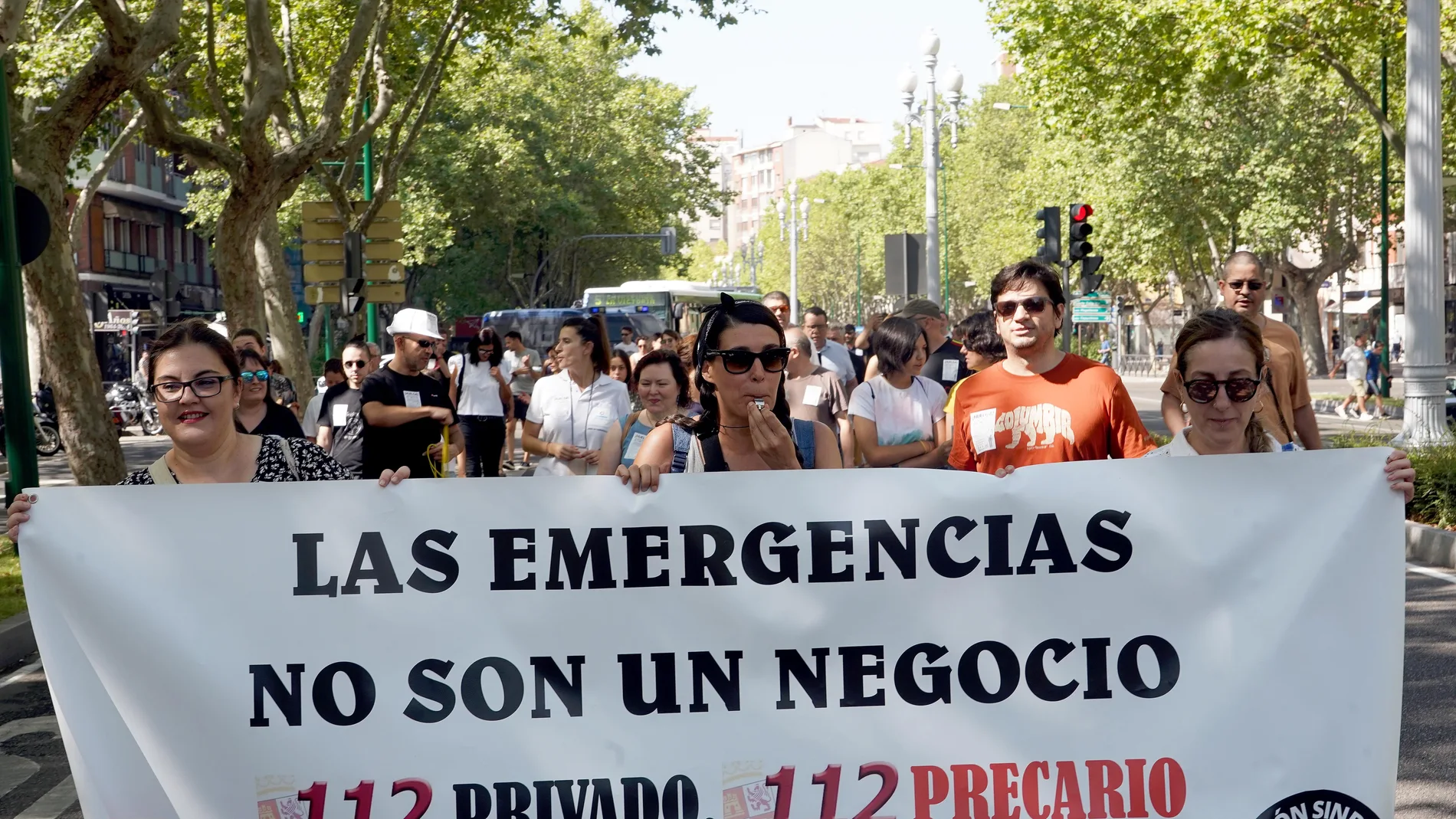 Manifestación de trabajadores del 1-1-2 en Valladolid