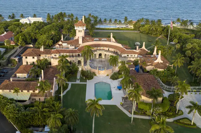 ¿Vender la mansión de Florida o el campo de golf? Trump pide 30 días más para saldar cuentas con la justicia