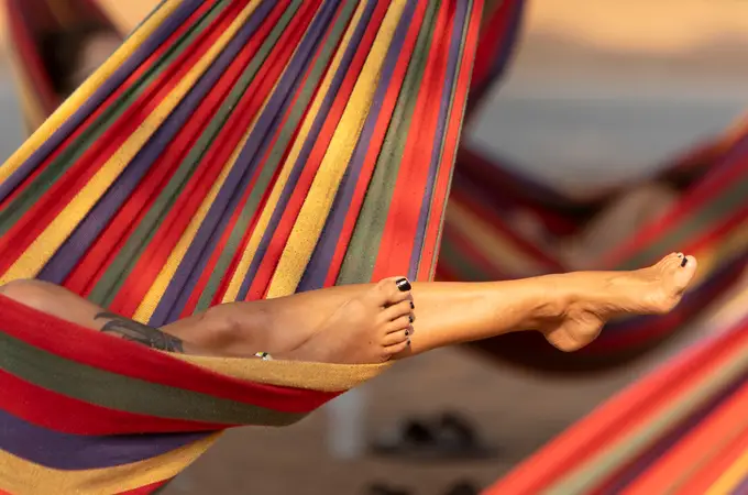 LA RAZÓN pregunta a los españoles: ¿Son necesarias unas “vacaciones extras” para descansar de las vacaciones?