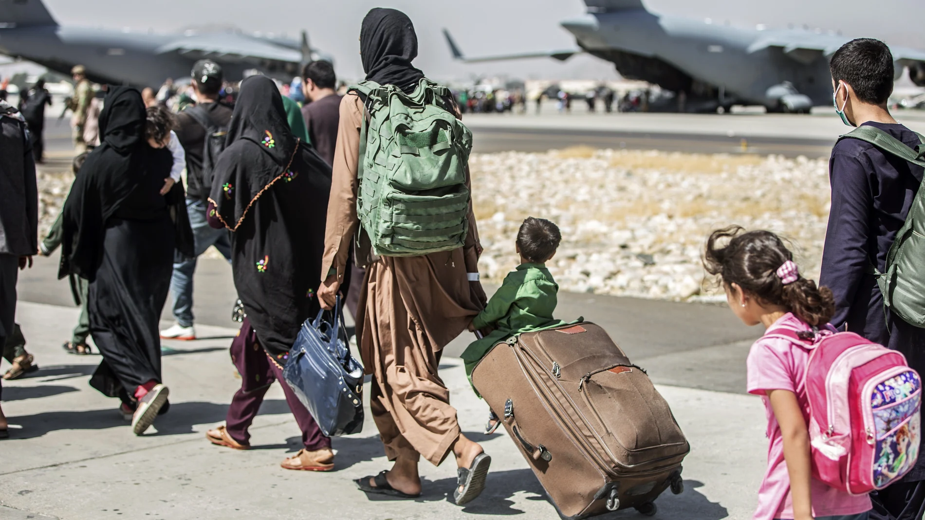 Afganos evacuados en Kabul el 24 de agosto de 2021