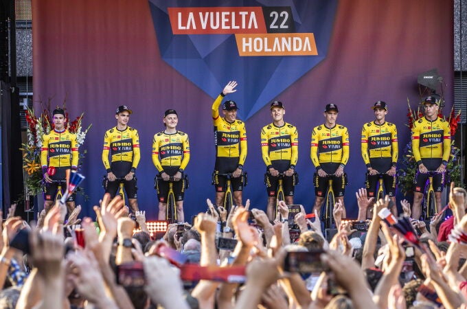 Presentación del equipo de Jumbo Visna para la Vuelta 2022