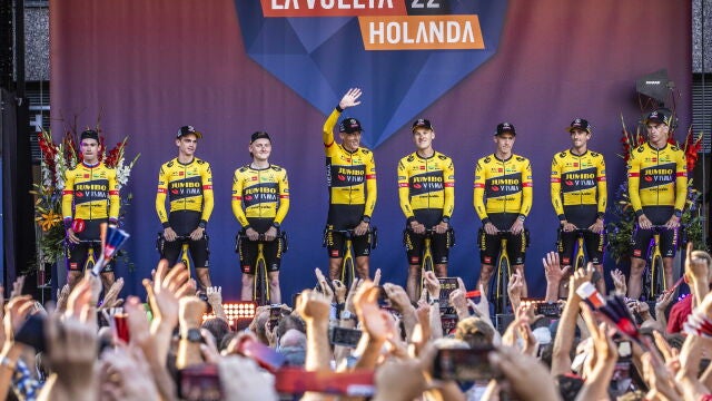 Presentación del equipo de Jumbo Visna para la Vuelta 2022
