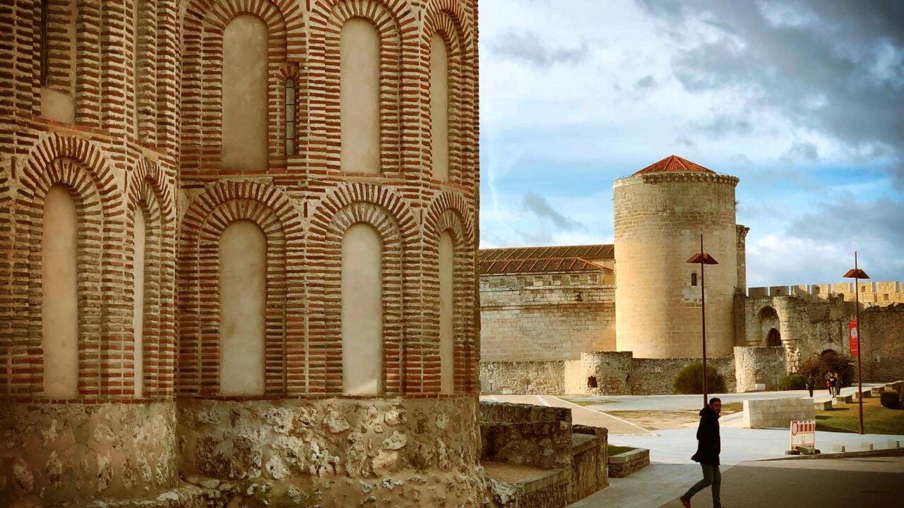 El impresionante pueblo medieval que está considerado como un "Museo Viviente"