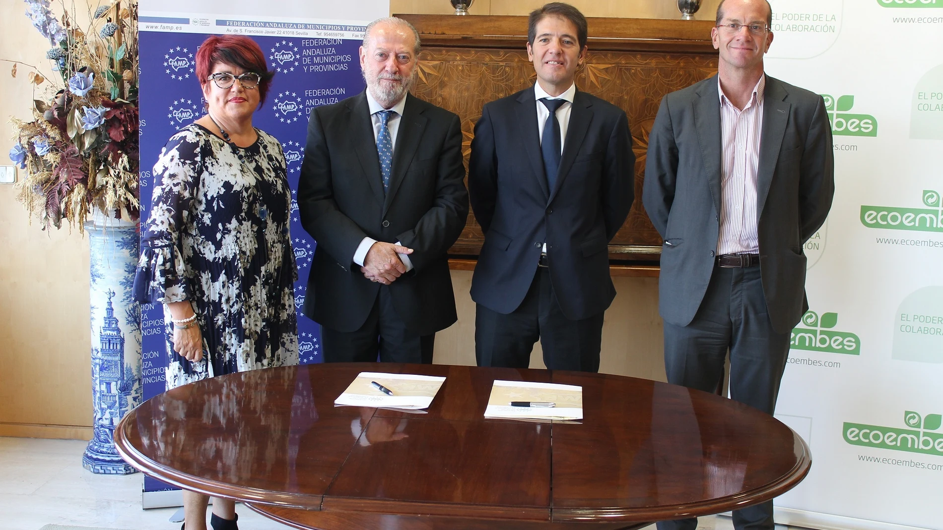 Villalobos cree que la colaboración de la FAMP con Ecoembes "beneficia a los municipios andaluces"