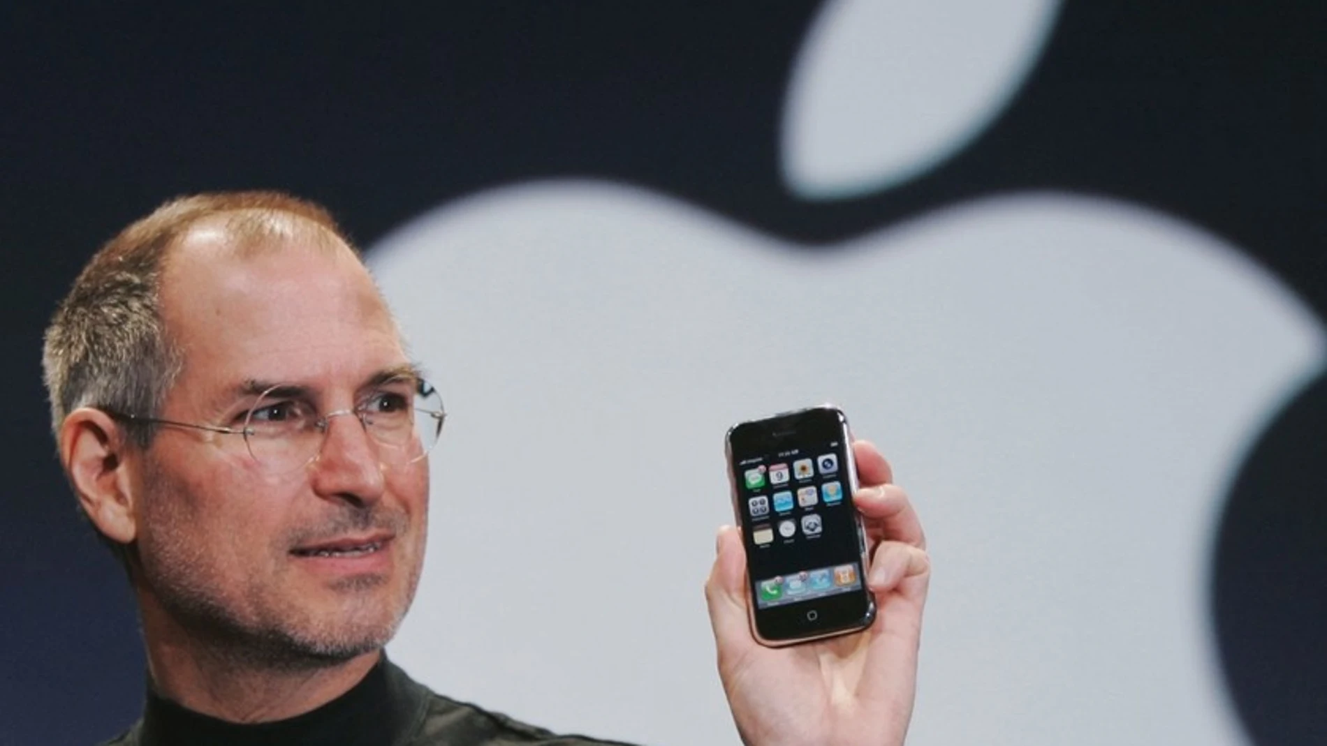 Steve Jobs durante la presentación del iPhone 1