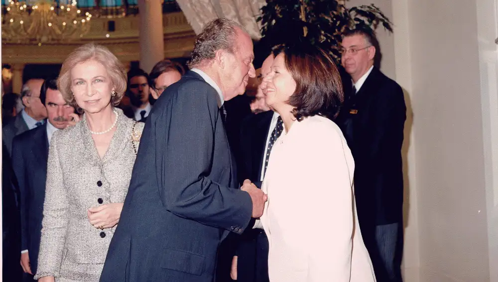 Y el Rey Juan Carlos me dio dos besos en presencia de Gorbachov