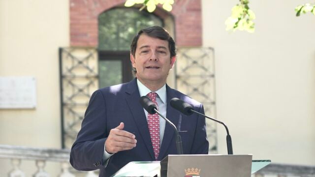 El presidente de Castilla y León, Alfonso Fernández Mañueco, anuncia rebaja fiscales en el inicio del curso político
