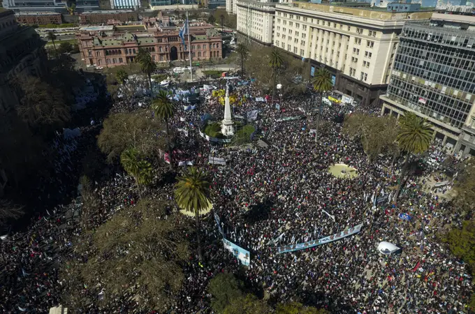 Los argentinos repudian el intento de asesinato de Cristina Fernández de Kirchner