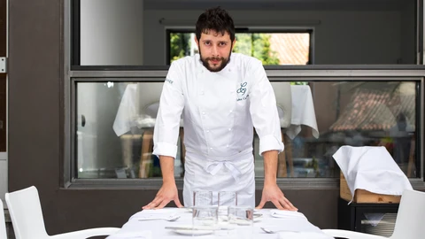 Carlos Carande, a los mandos del restaurante Carande