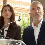 El ministro del Interior, Fernando Grande-Marlaska junto a la ministra de Justicia, Pilar Llop, dos de los nombres barajados en el PSOE para enfrentarse a Almeida