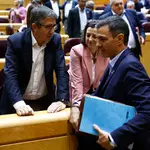  Sánchez cita a Feijóo este lunes en La Moncloa tras la dimisión de Lesmes