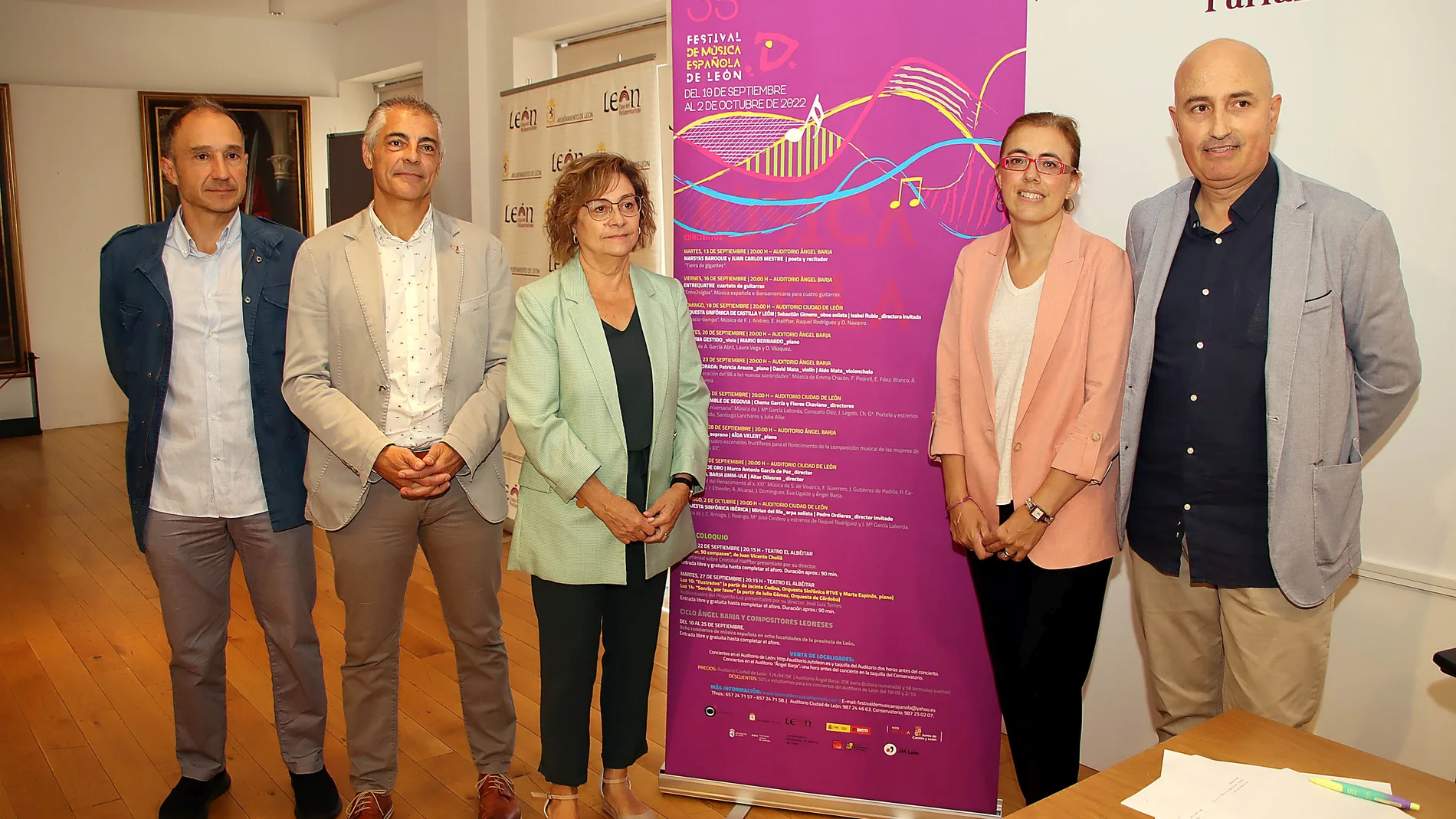 La concejala de Acción y Promoción Cultural de León, Evelia Fernández, presenta el 35 Festival de Música Española de León