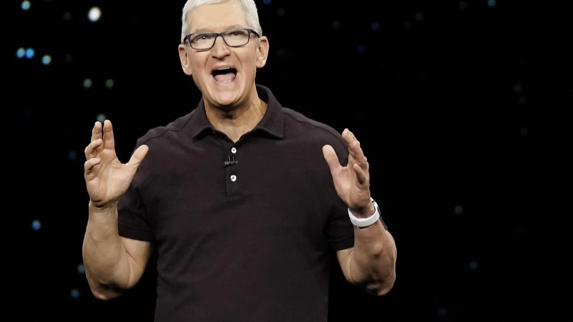 Tim Cook, CEO de Apple, se excusa sobre los malos resultados de la ...