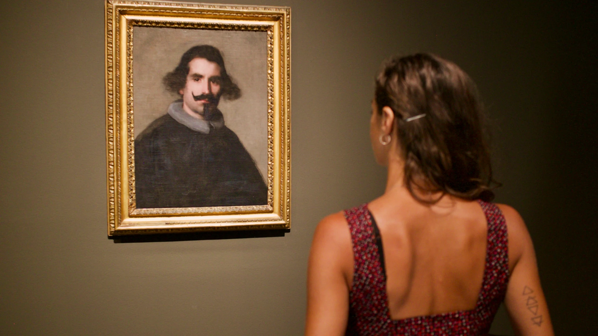 El retrato de Juan de Córdoba, que Velázquez realizó en su segundo viaje a Italia, se expone desde este jueves en el museo de 'Las Claras' de Murcia una vez que se descubrió que durante tres años fue canónigo del Cabildo de la catedral a mediados del siglo XVII. EFE/ Juan Carlos Caval