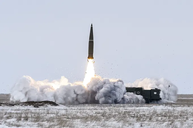 Putin reedita la crisis de los misiles y anuncia el despliegue de armas nucleares en Bielorrusia en las próximas semanas