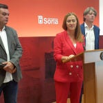El Ministerio de Cultura y Deporte acuerda con Patrimonio del Estado la cesión completa de la antigua sede del Banco de España en Soria para albergar el Centro Nacional de Fotografía. En la imagen Virginia Barcones junto a Carlos Martínez
