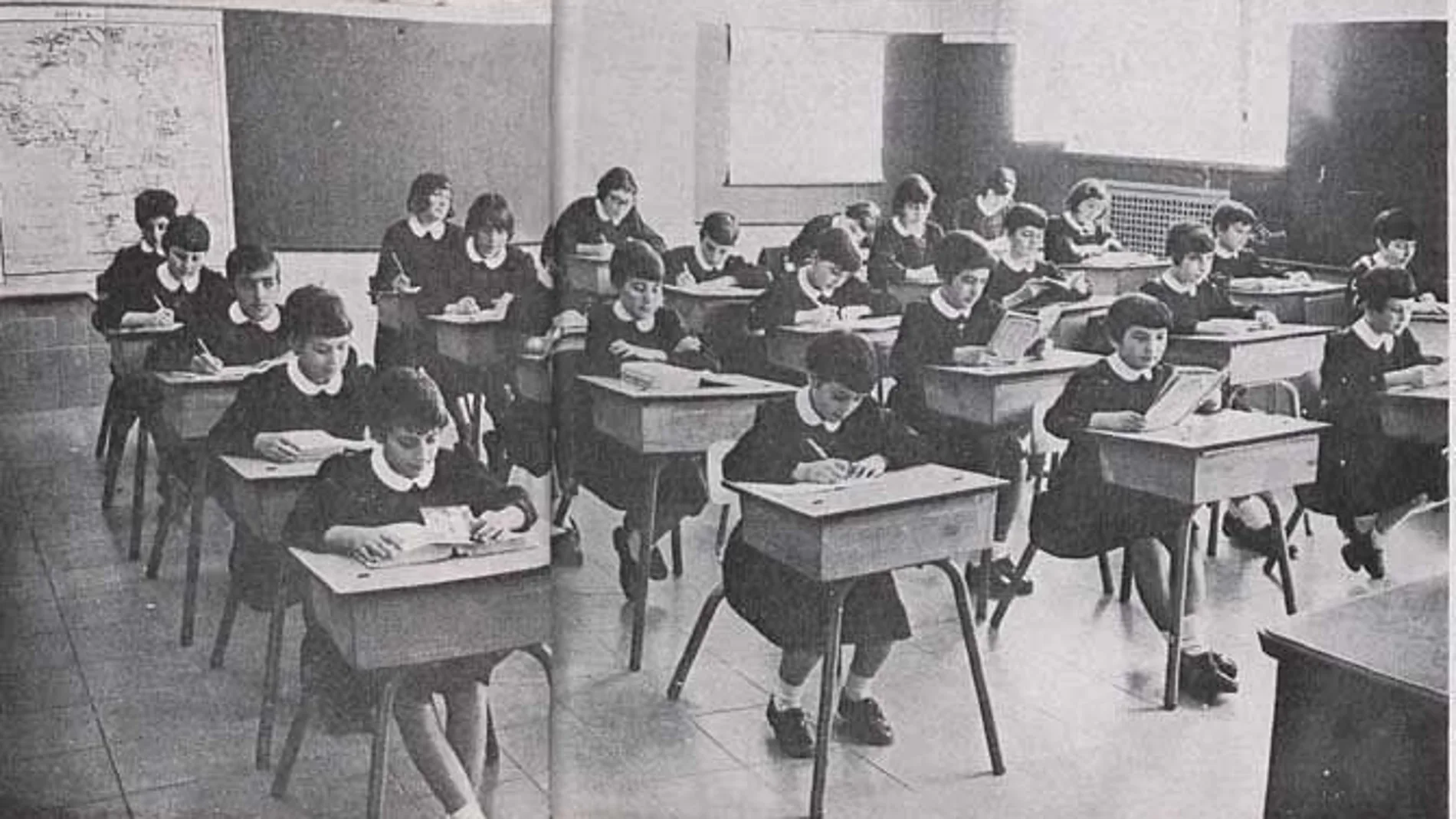 Una escuela, en los años 60
