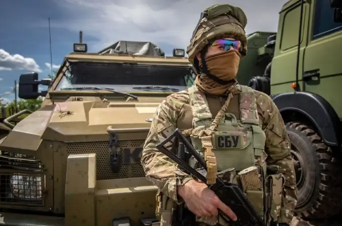 Rusia abandona tanques, munición y equipo militar tras la última ofensiva de Ucrania