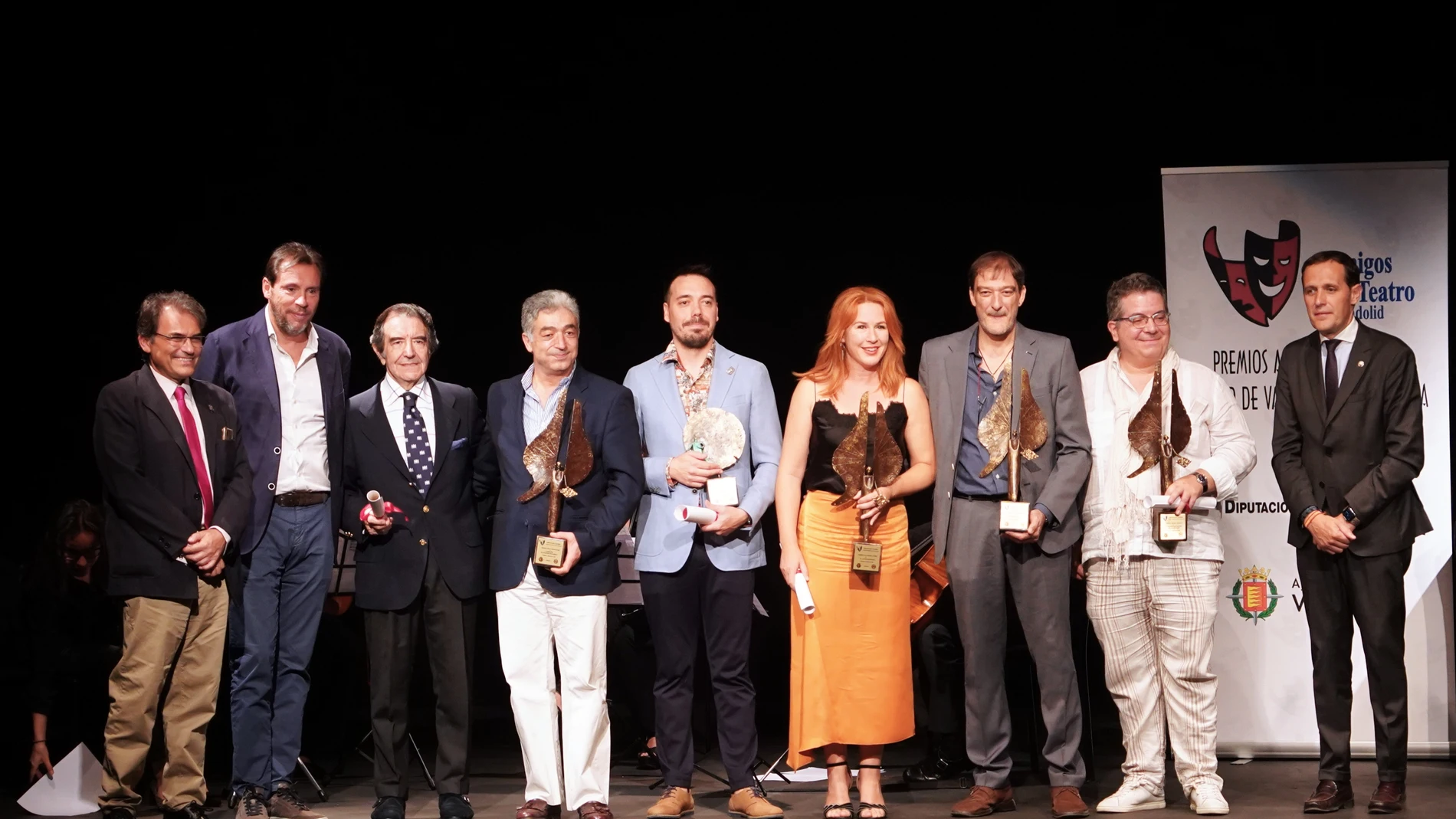Entrega de los 33 Premios Amigos del Teatro Ciudad y Provincia de Valladolid, a la que asisten entre otros, el alcalde y el presidente de la Diputación de Valladolid, Óscar Puente y Conrado Íscar