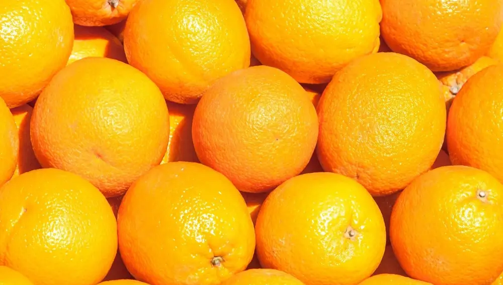 Una naranja tiene alrededor de 70 calorías y menos de 14 gramos de azúcar12/09/2022