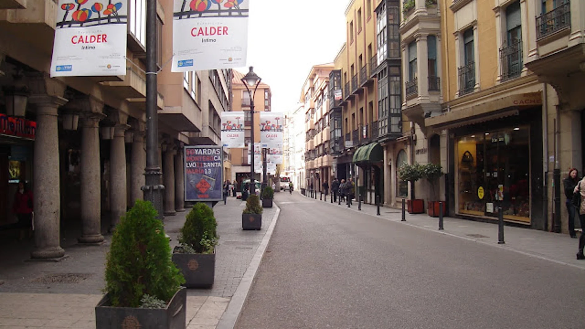 Calle Pasión, en Valladolid, donde se produjo el robo con violencia