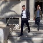 Santi Mina sale de la Audiencia de Almería tras comparecer por sorpresa en persona ante el tribunal. EUROPA PRESS