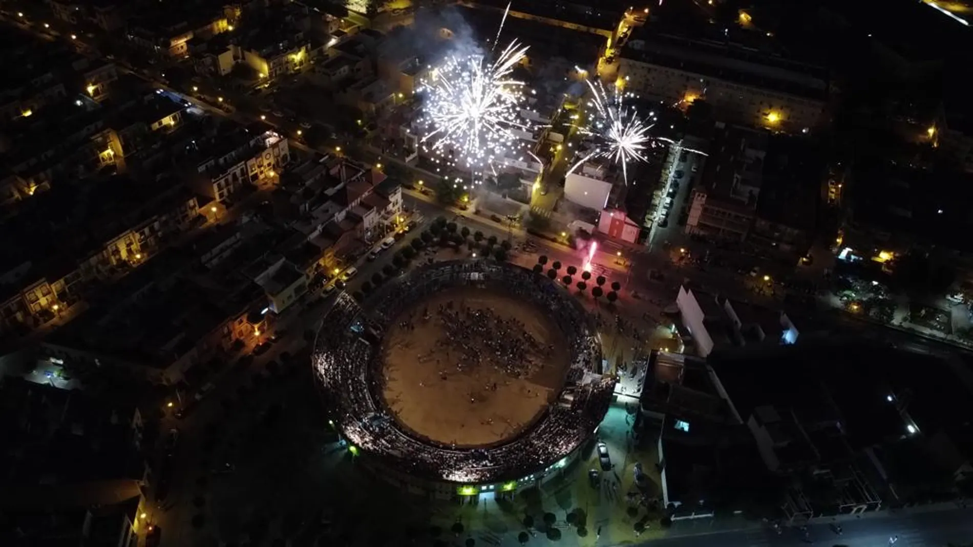 Fuego artificiales en La Algaba