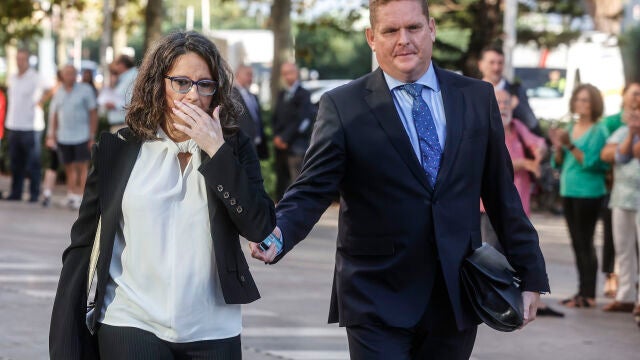La exvicepresidenta, exportavoz y exconsellera de Igualdad y Políticas, Mónica Oltra, a su llegada a la Ciudad de la Justicia de Valencia ayer