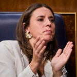 Irene Montero en el pleno celebrado, este jueves, en el Congreso de los Diputados en Madrid