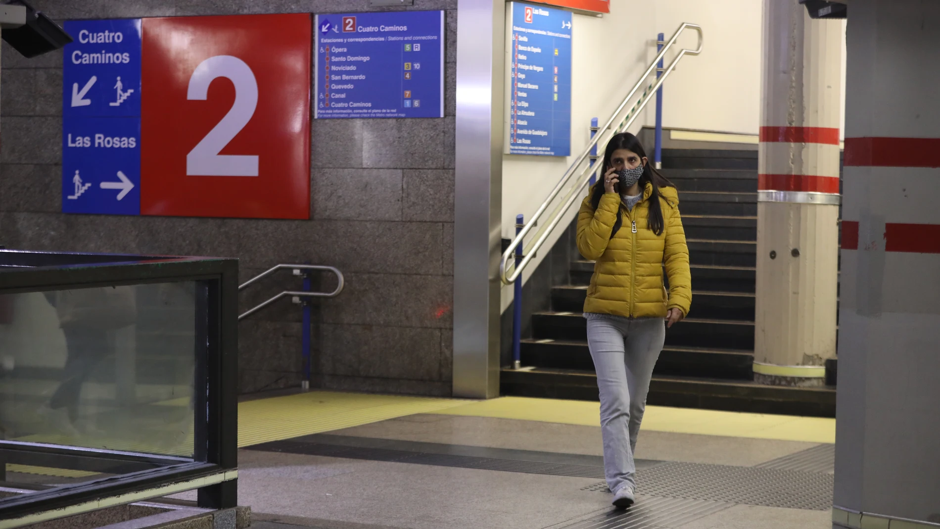 Metro de Madrid estudia adelantar el cierre por el toque de queda