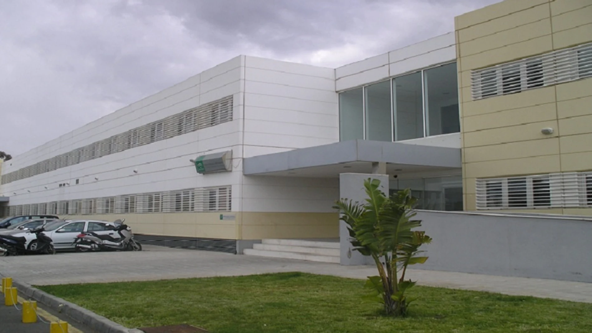 Imagen de la fachada del Hospital de Torrecárdenas