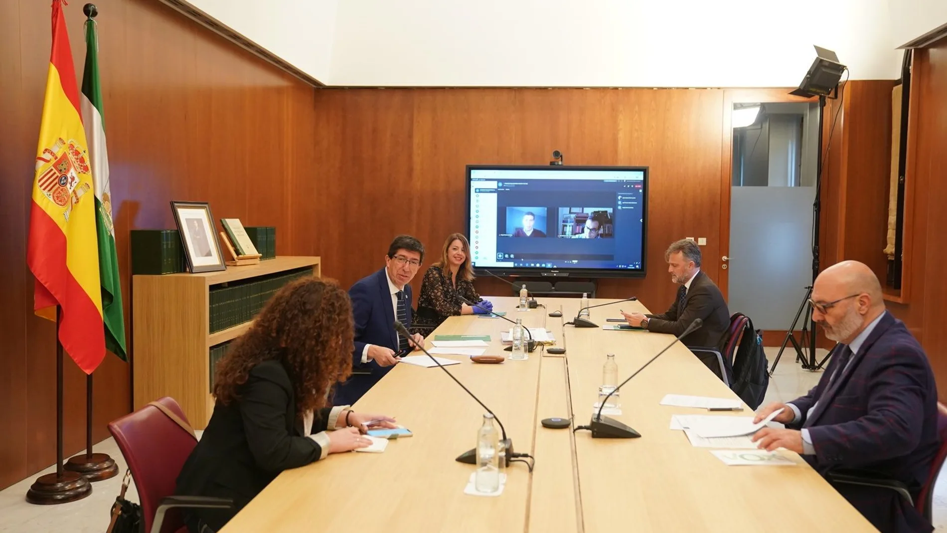 Reunión del vicepresidente de la Junta, Juan Marín, con los portavoces de los grupos parlamentarios