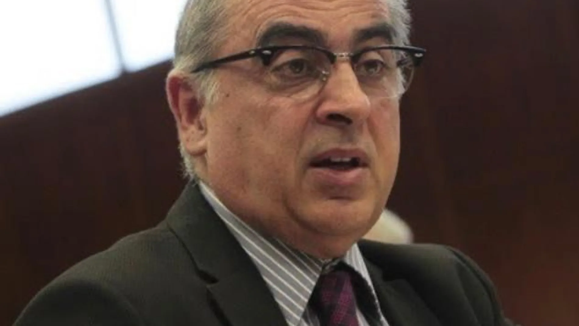 El ex secretario general de Sanidad y actual profesor de la EASP, José Martínez Olmos