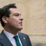 El presidente de la Junta de Andalucía, Juanma Moreno, ayer en el Parlamento autonómico