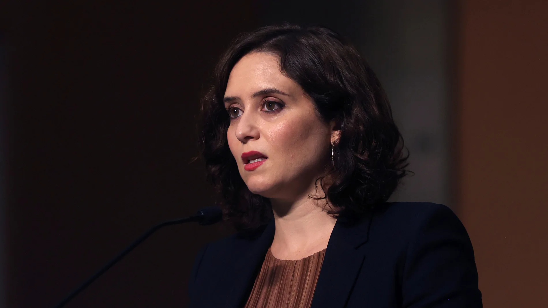Ayuso confirma que ampliará las restricciones a otras zonas de Madrid