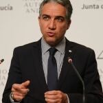 El consejero de la Presidencia, Administración Píublica e Interior y portavoz del Gobierno andaluz, Elías Bendodo, en una imagen de archivo
