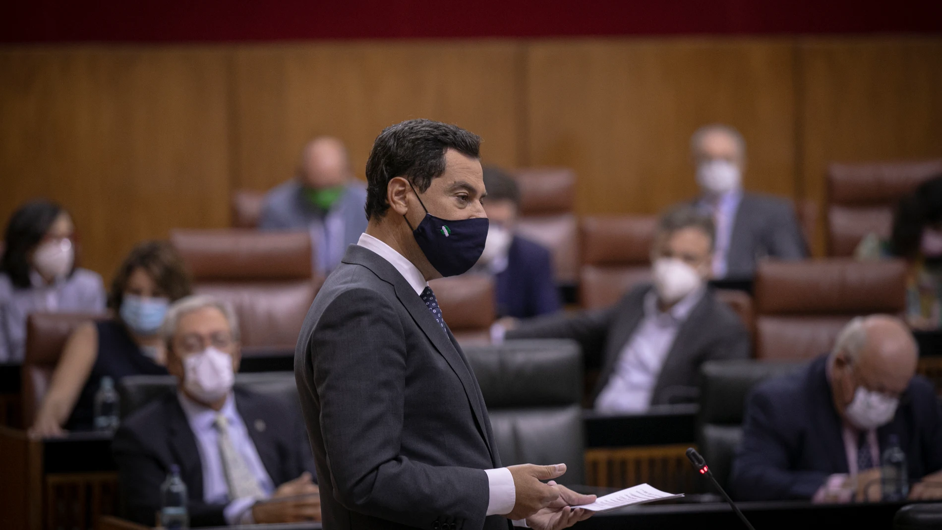 El presidente de la Junta de Andalucía, el popular Juanma Moreno en el Parlamento andaluz