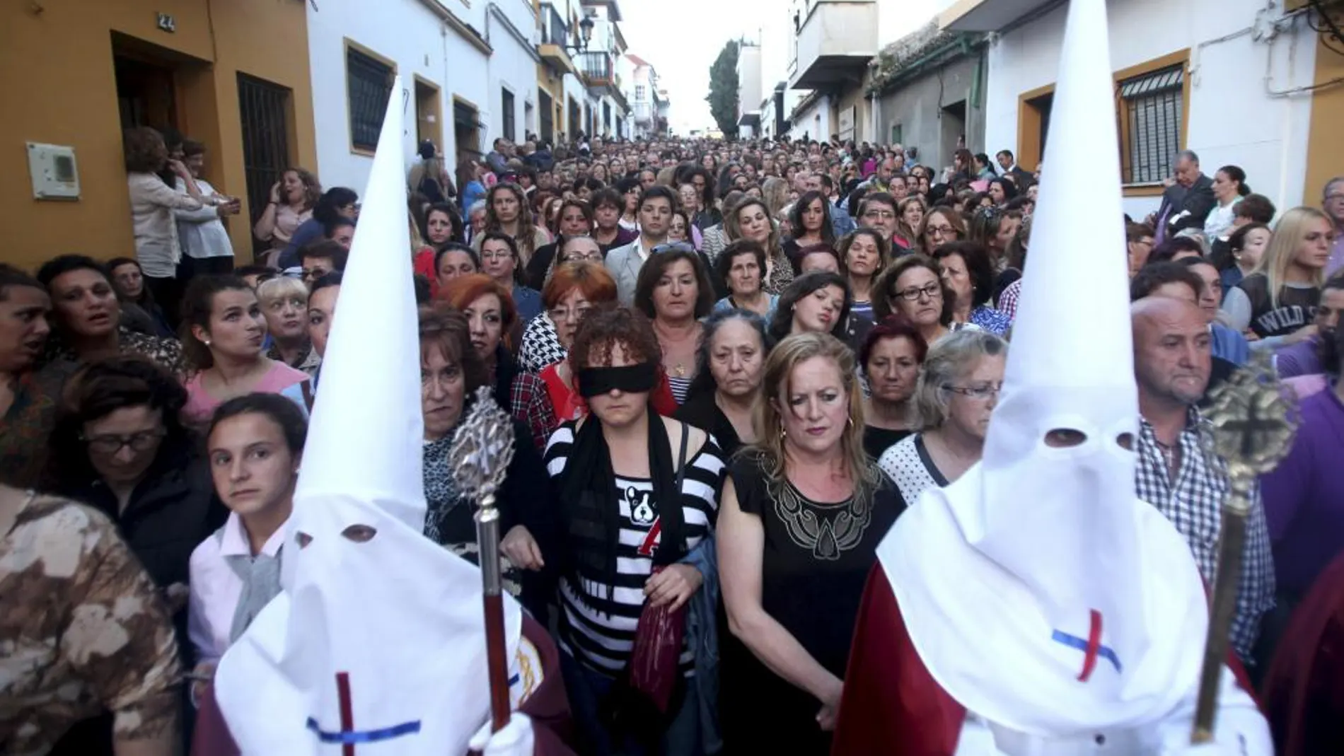 Miles personas, de promesa tras el Cristo de Medinaceli  en Algeciras, en una imagen de archivo